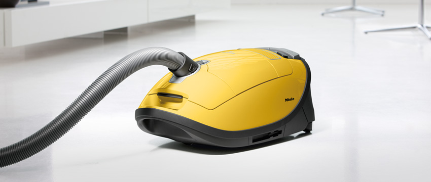 Canister Vacuum. Vacuum Cleaners Showroom. Warranty service & trade ins